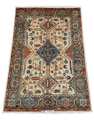 Handmade Serapi Rug 4.1 x 5.11 Ft