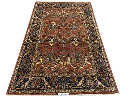 Serapi Rug Size  5.9x8.11 Ft