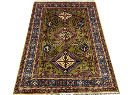 Super Kazak Rug Size 4.11x6.8 Ft