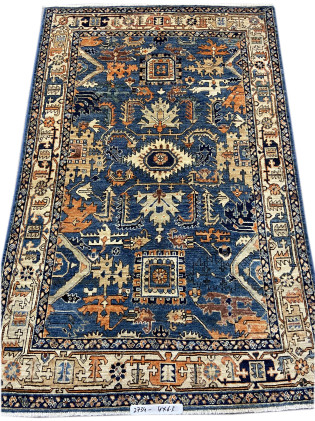 Handmade Serapi Rug 4 x 6.3 Ft